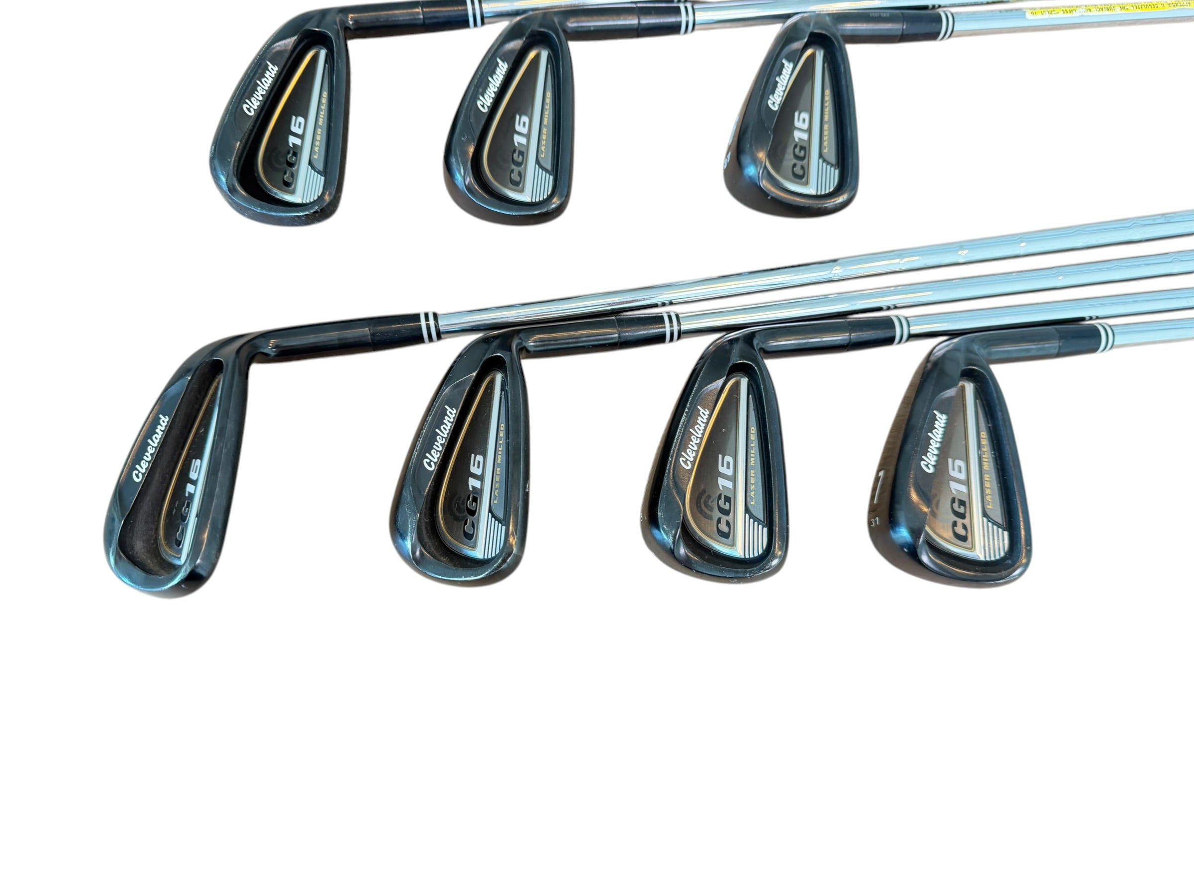 Cleveland CG16 Black Pearl Irons 4-PW / Regular Flex